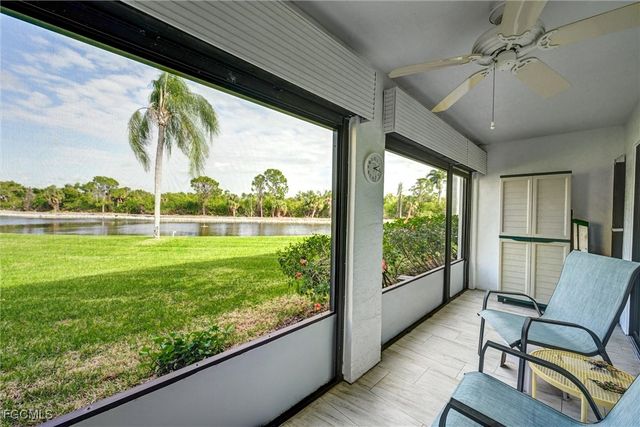 15000 Arbor Lakes DR E 2, North Fort Myers, FL 33917