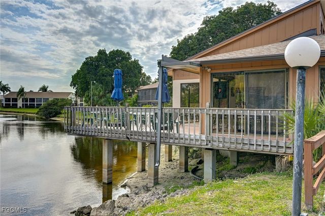 15000 Arbor Lakes DR E 2, North Fort Myers, FL 33917