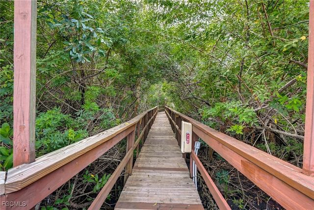 15000 Arbor Lakes DR E 2, North Fort Myers, FL 33917