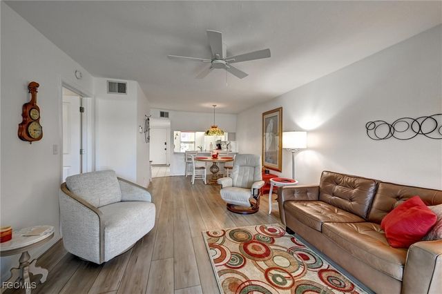 15000 Arbor Lakes DR E 2, North Fort Myers, FL 33917