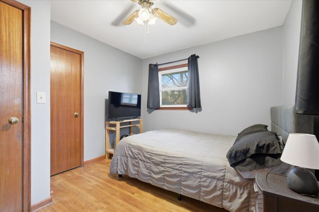 4442 Toledo Avenue N, Robbinsdale, MN 55422