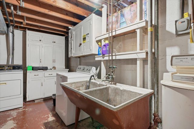 4442 Toledo Avenue N, Robbinsdale, MN 55422