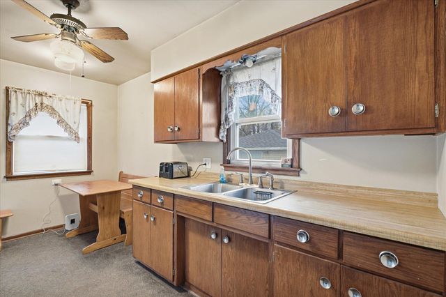 4442 Toledo Avenue N, Robbinsdale, MN 55422