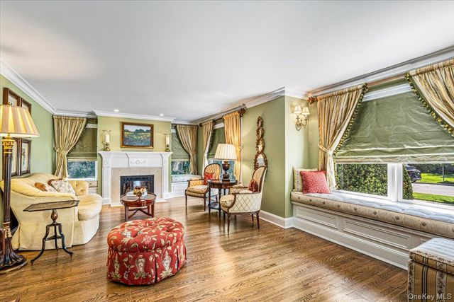 133 Chestnut Street, Garden City, NY 11530