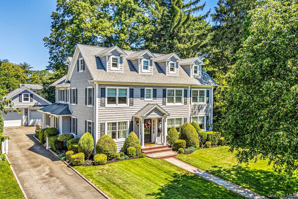 133 Chestnut Street, Garden City, NY 11530