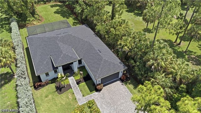829 16th AVE SW, Naples, FL 34117