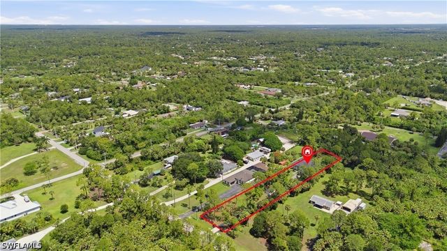 829 16th AVE SW, Naples, FL 34117