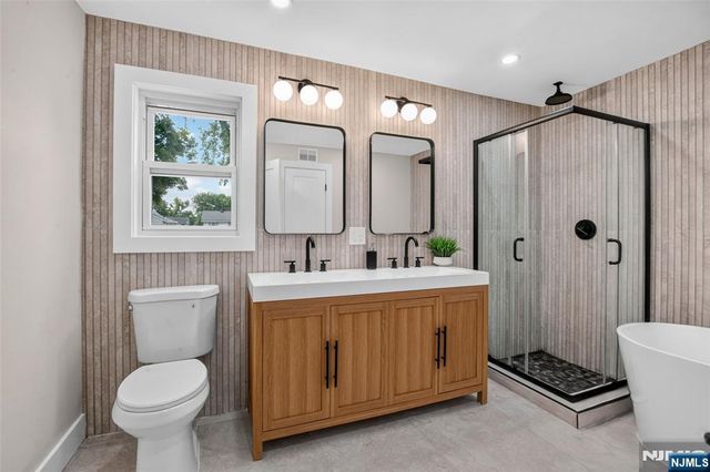 133 Phelps, Bergenfield, NJ 07621