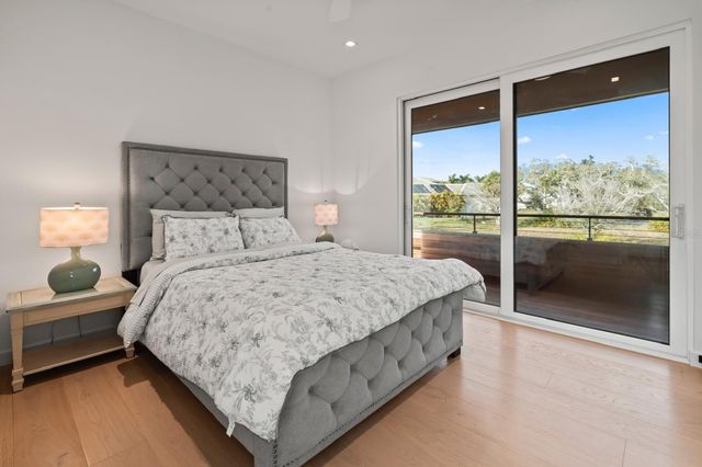 2945 PYRULA DRIVE, Longboat Key, FL 34228