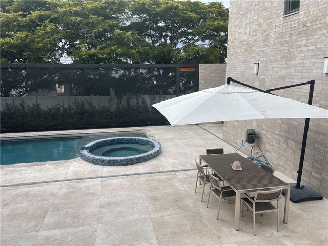 2945 PYRULA DRIVE, Longboat Key, FL 34228