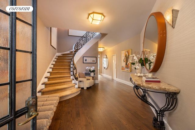 49 E 80TH Street, New York City, NY 10075