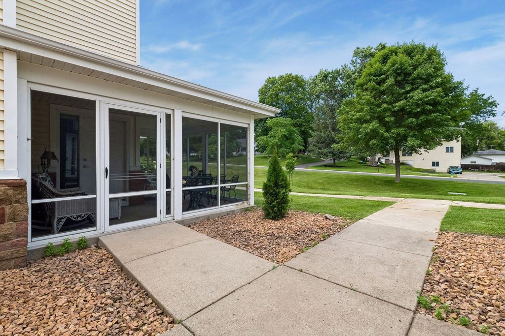 5750 Village Trail, Mound, MN 55364 — photo 4