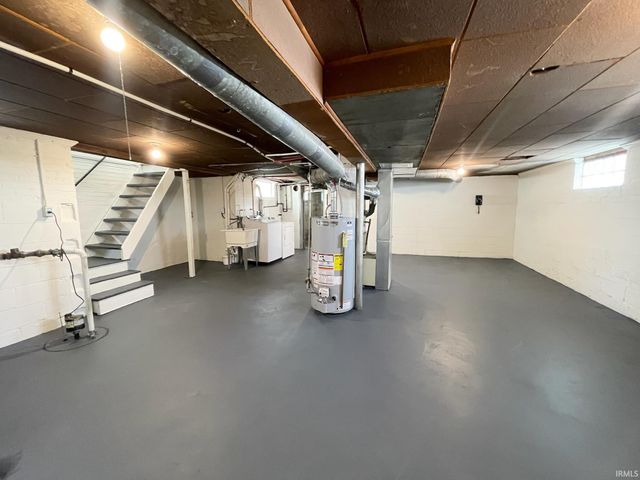 427 W 12Th Street, Mishawaka, IN 46544