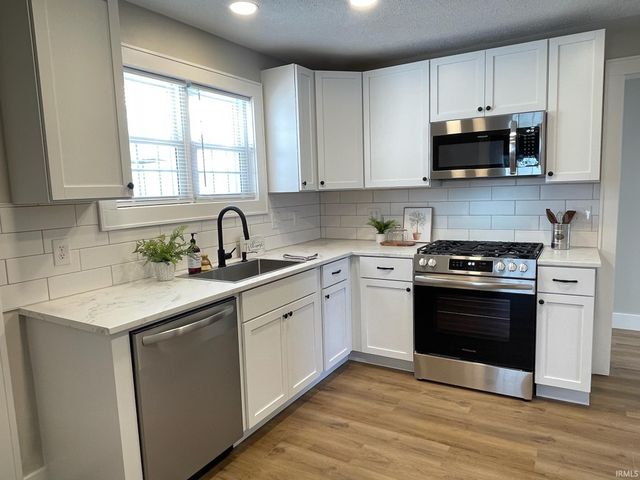 427 W 12Th Street, Mishawaka, IN 46544