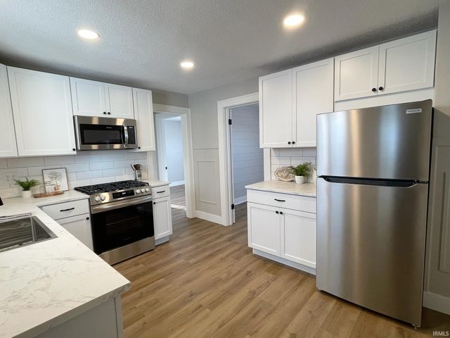 427 W 12Th Street, Mishawaka, IN 46544