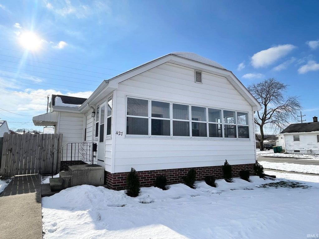 427 W 12Th Street, Mishawaka, IN 46544