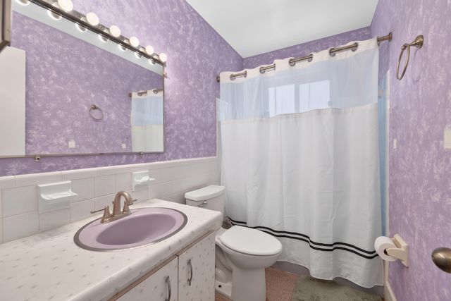 3550 NW 33RD Terrace W, Lauderdale Lakes, FL 33309