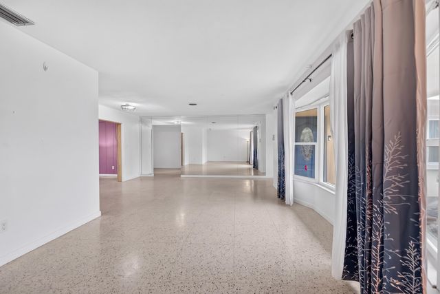 3550 NW 33RD Terrace W, Lauderdale Lakes, FL 33309