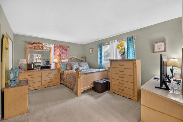 3550 NW 33RD Terrace W, Lauderdale Lakes, FL 33309