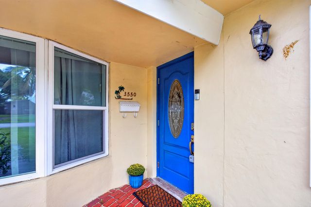 3550 NW 33RD Terrace W, Lauderdale Lakes, FL 33309