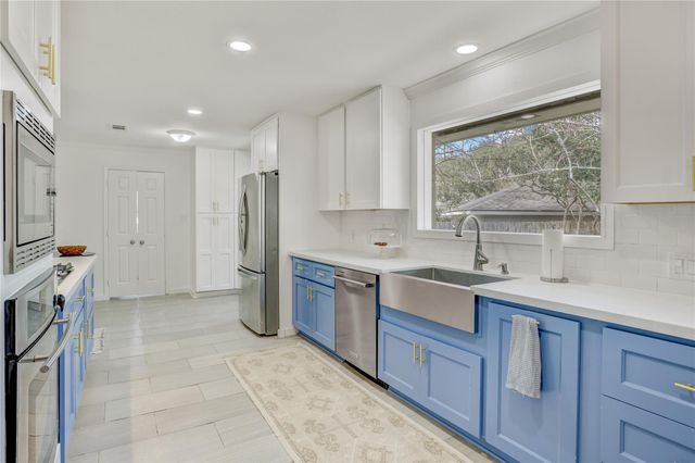 4606 Waynesboro Drive, Houston, TX 77035