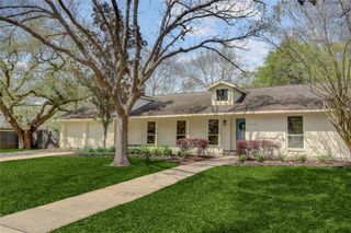 4606 Waynesboro Drive, Houston, TX 77035
