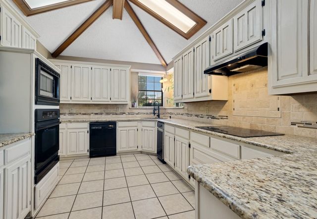 901 Green Brook Drive, Allen, TX 75002