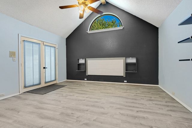 901 Green Brook Drive, Allen, TX 75002