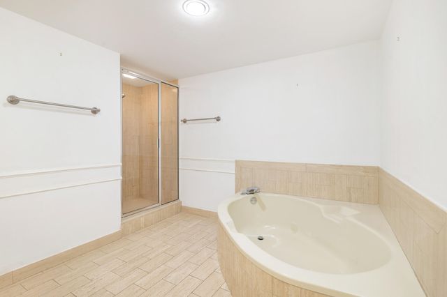 525 S Flagler Drive 9b, West Palm Beach, FL 33401