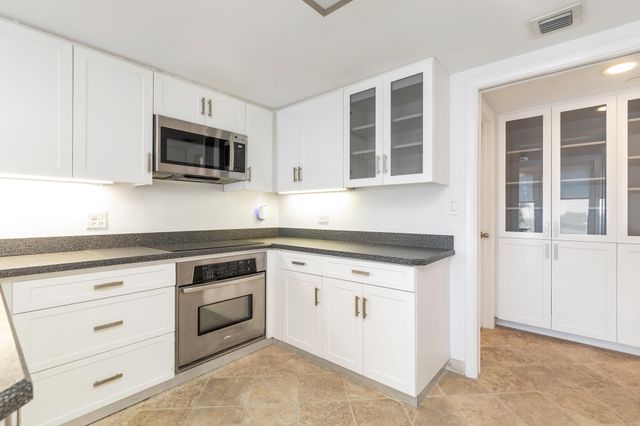 525 S Flagler Drive 9b, West Palm Beach, FL 33401