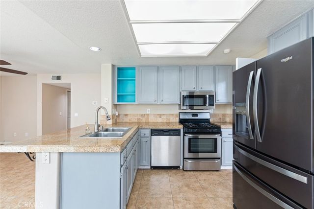 28563 River Glen Court, Menifee, CA 92584