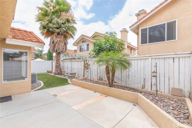 28563 River Glen Court, Menifee, CA 92584