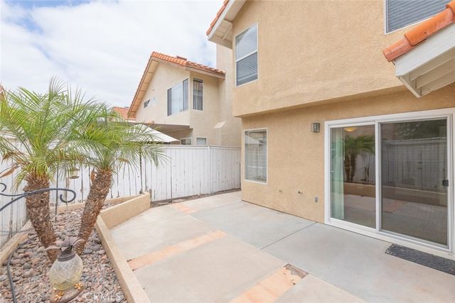 28563 River Glen Court, Menifee, CA 92584