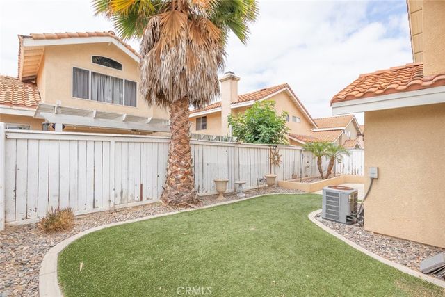 28563 River Glen Court, Menifee, CA 92584