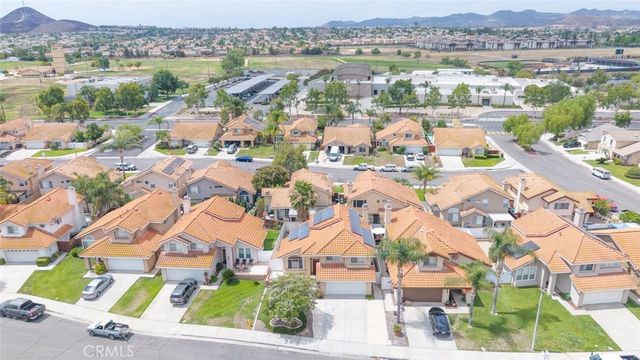 28563 River Glen Court, Menifee, CA 92584