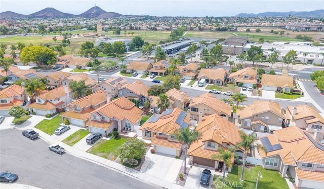 28563 River Glen Court, Menifee, CA 92584