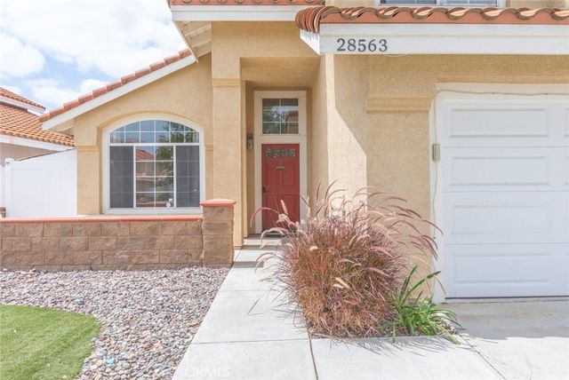 28563 River Glen Court, Menifee, CA 92584