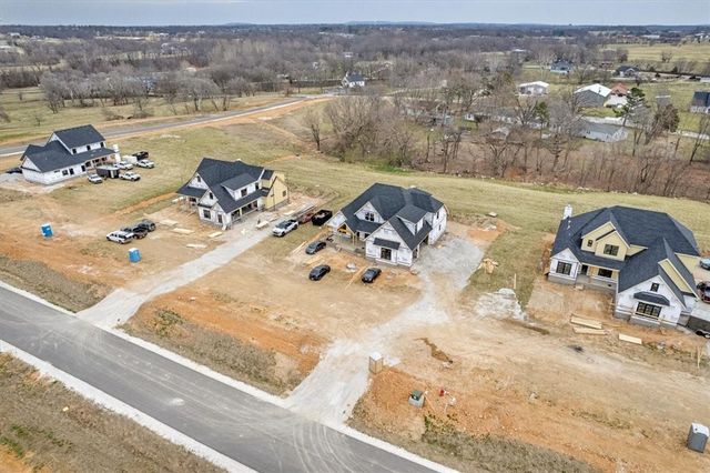 18962 Magnolia Meadows, Fayetteville, AR 72704