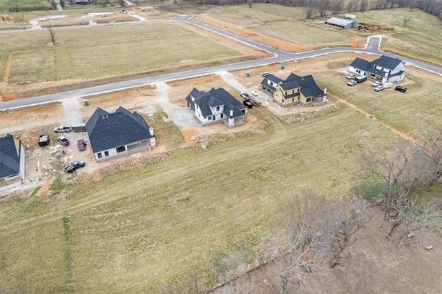 18962 Magnolia Meadows, Fayetteville, AR 72704