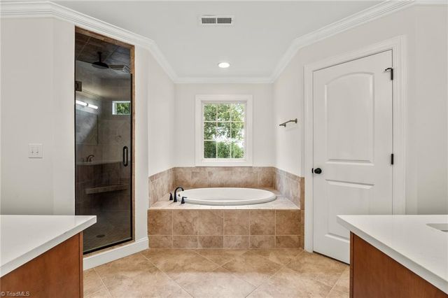 5460 Brookberry Farm Road, Winston-salem, NC 27106
