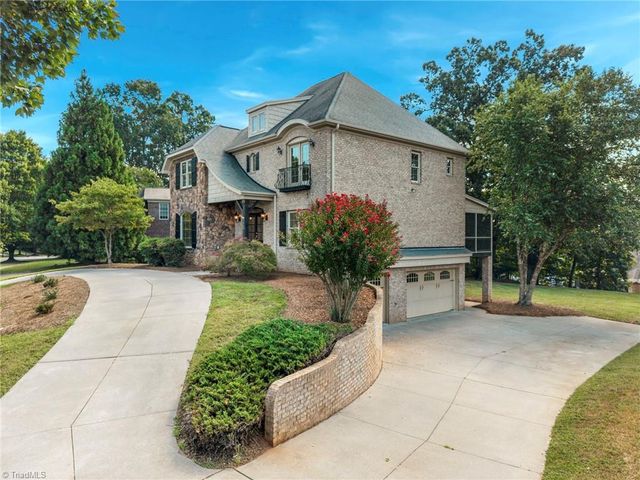 5460 Brookberry Farm Road, Winston-salem, NC 27106
