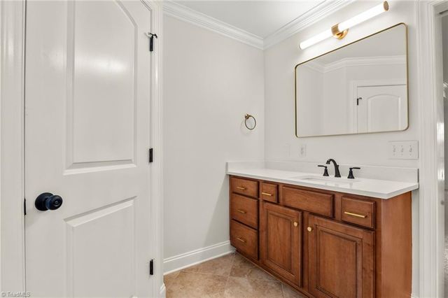 5460 Brookberry Farm Road, Winston-salem, NC 27106