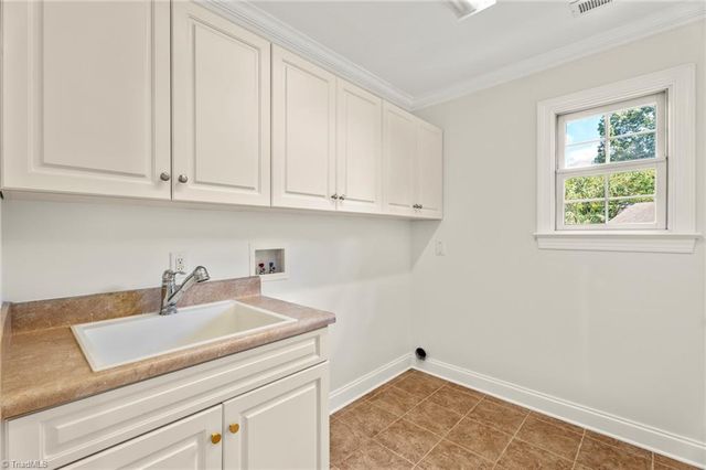 5460 Brookberry Farm Road, Winston-salem, NC 27106