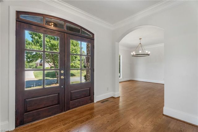5460 Brookberry Farm Road, Winston-salem, NC 27106