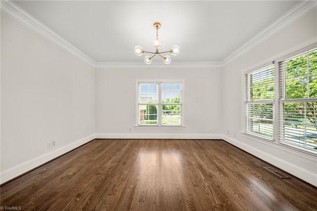 5460 Brookberry Farm Road, Winston-salem, NC 27106