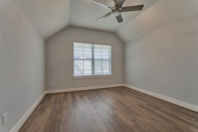 2 Honeycomb Ridge Place, The Woodlands, TX 77380