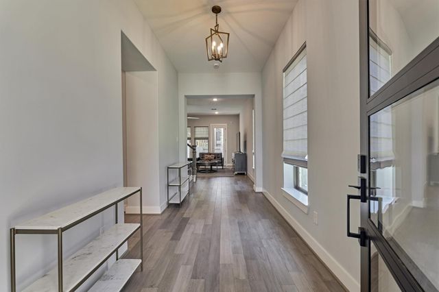 2 Honeycomb Ridge Place, The Woodlands, TX 77380