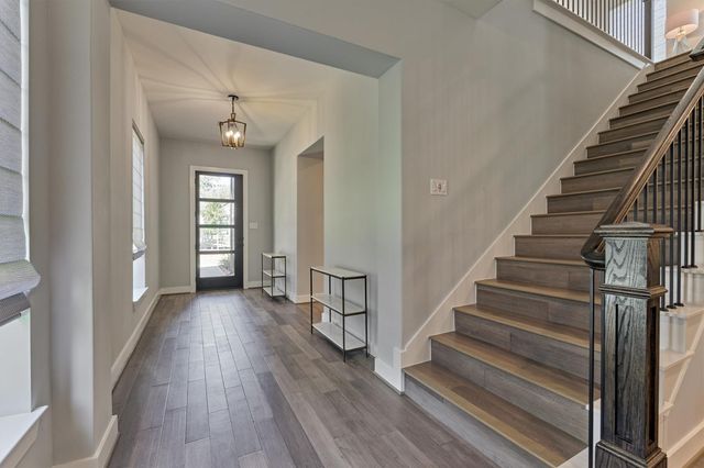 2 Honeycomb Ridge Place, The Woodlands, TX 77380