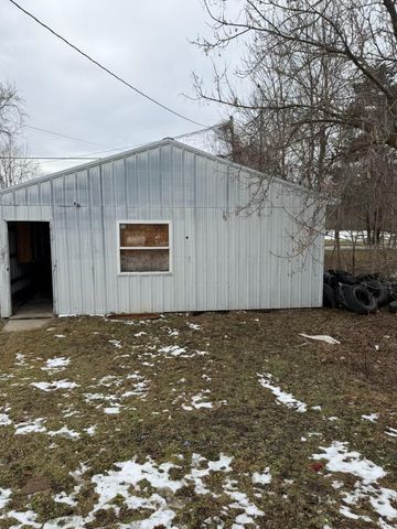 212 W Michigan Street, Walkerville, MI 49459