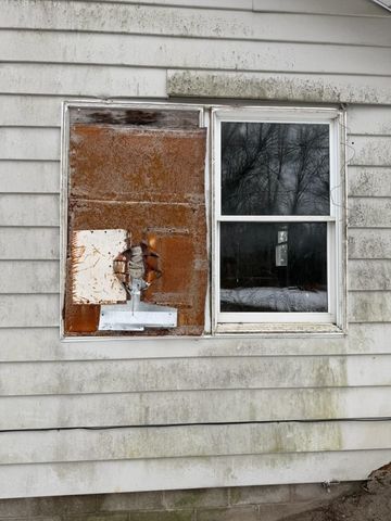 212 W Michigan Street, Walkerville, MI 49459